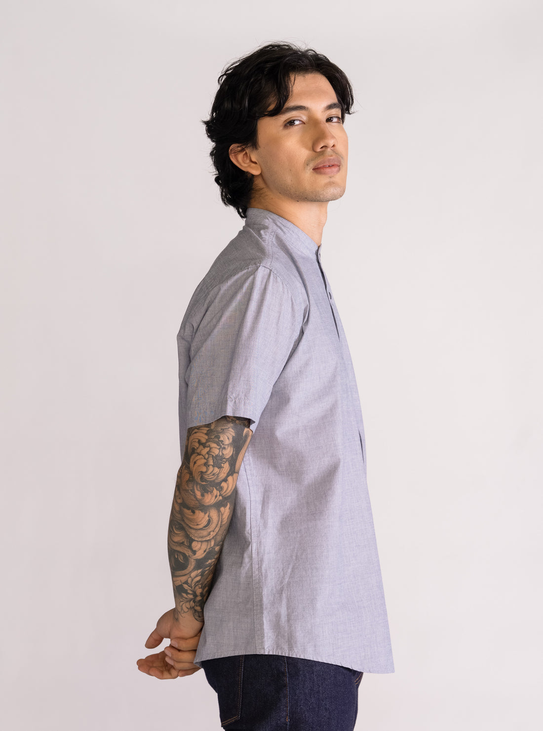 Turn Around Camisa, Negro