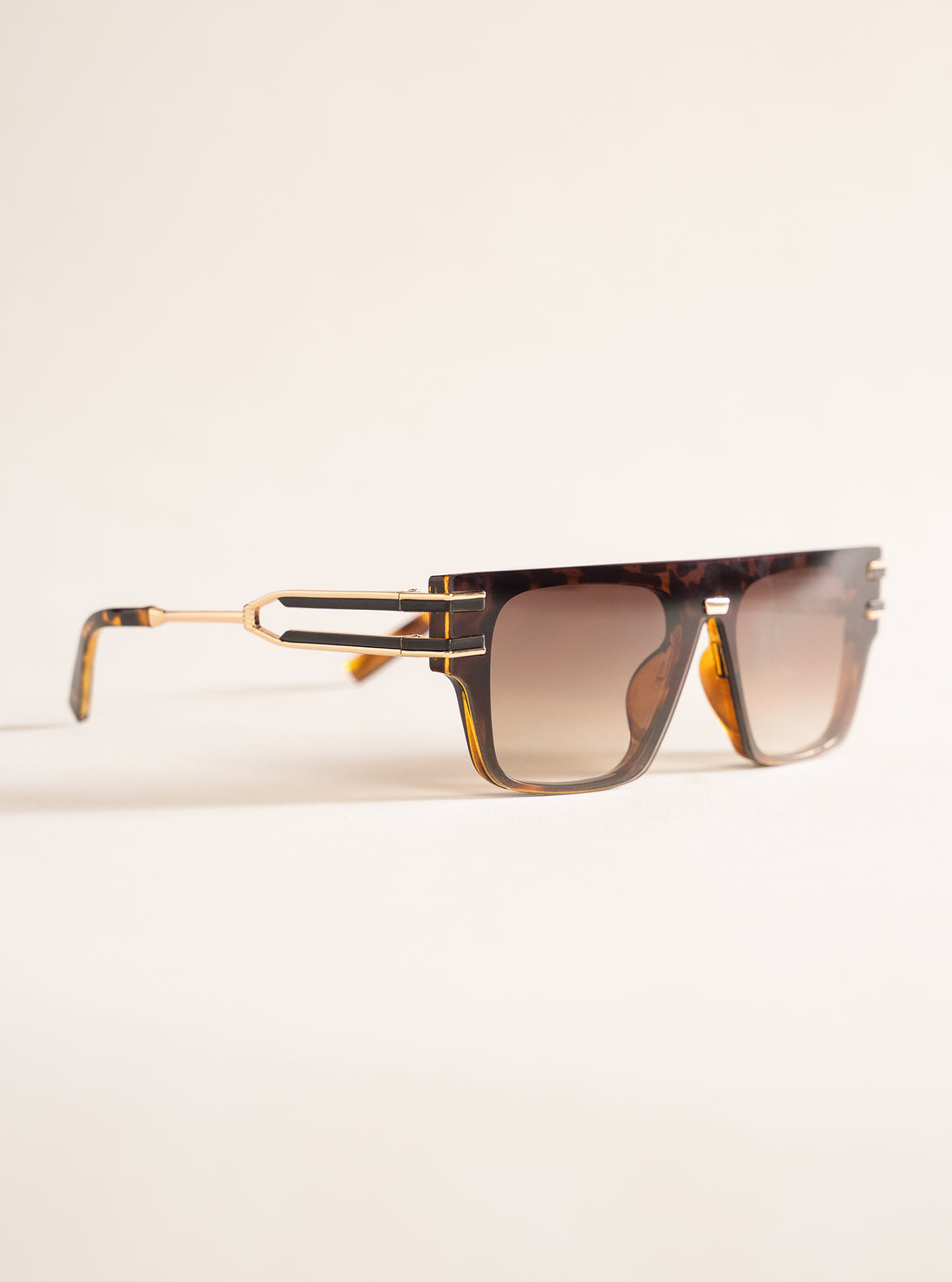 Oversize-Hill Lentes, Café Claro