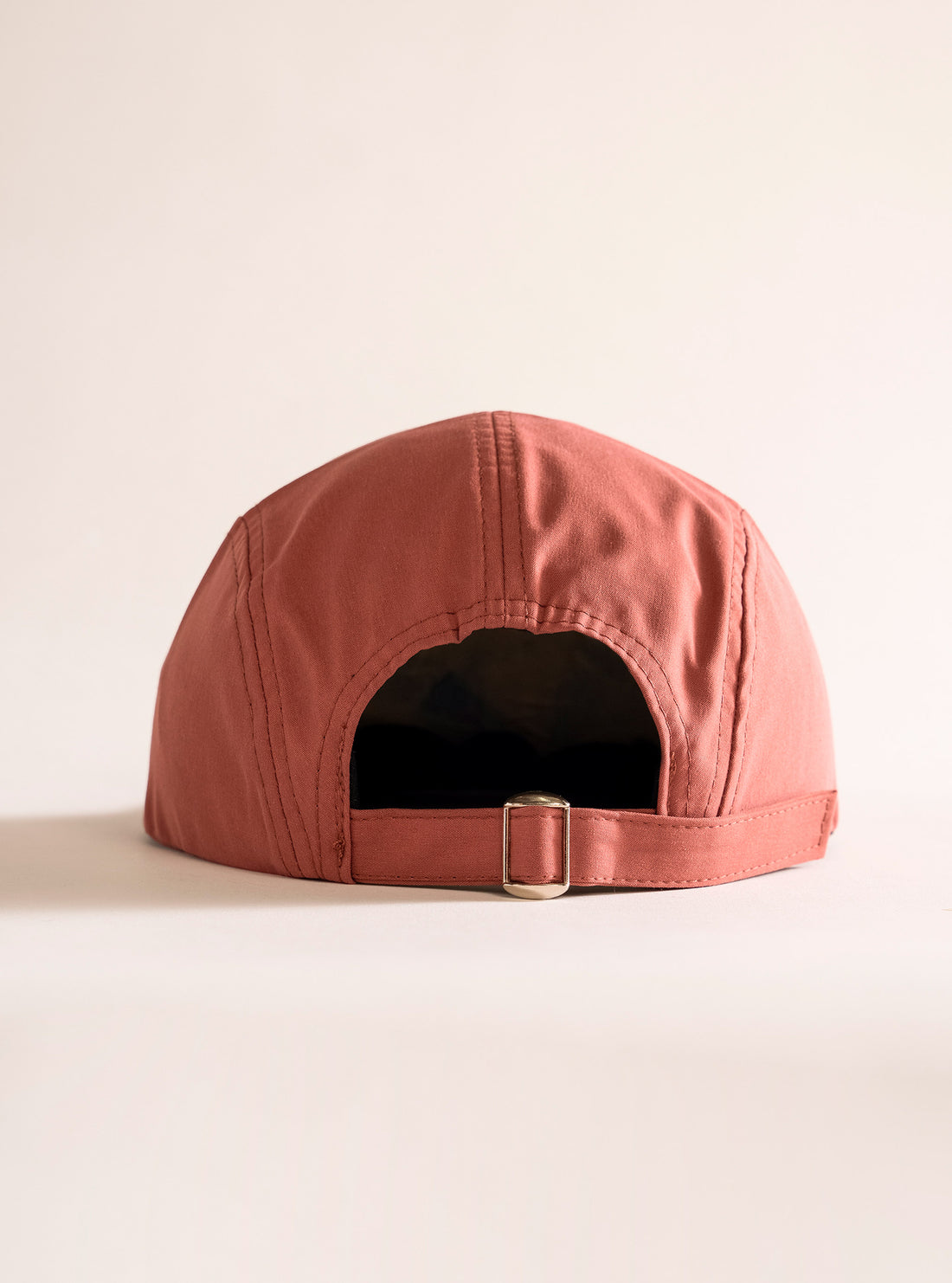 Shake The Bottle Outdoor Snapback Gorra, Palo Rosa