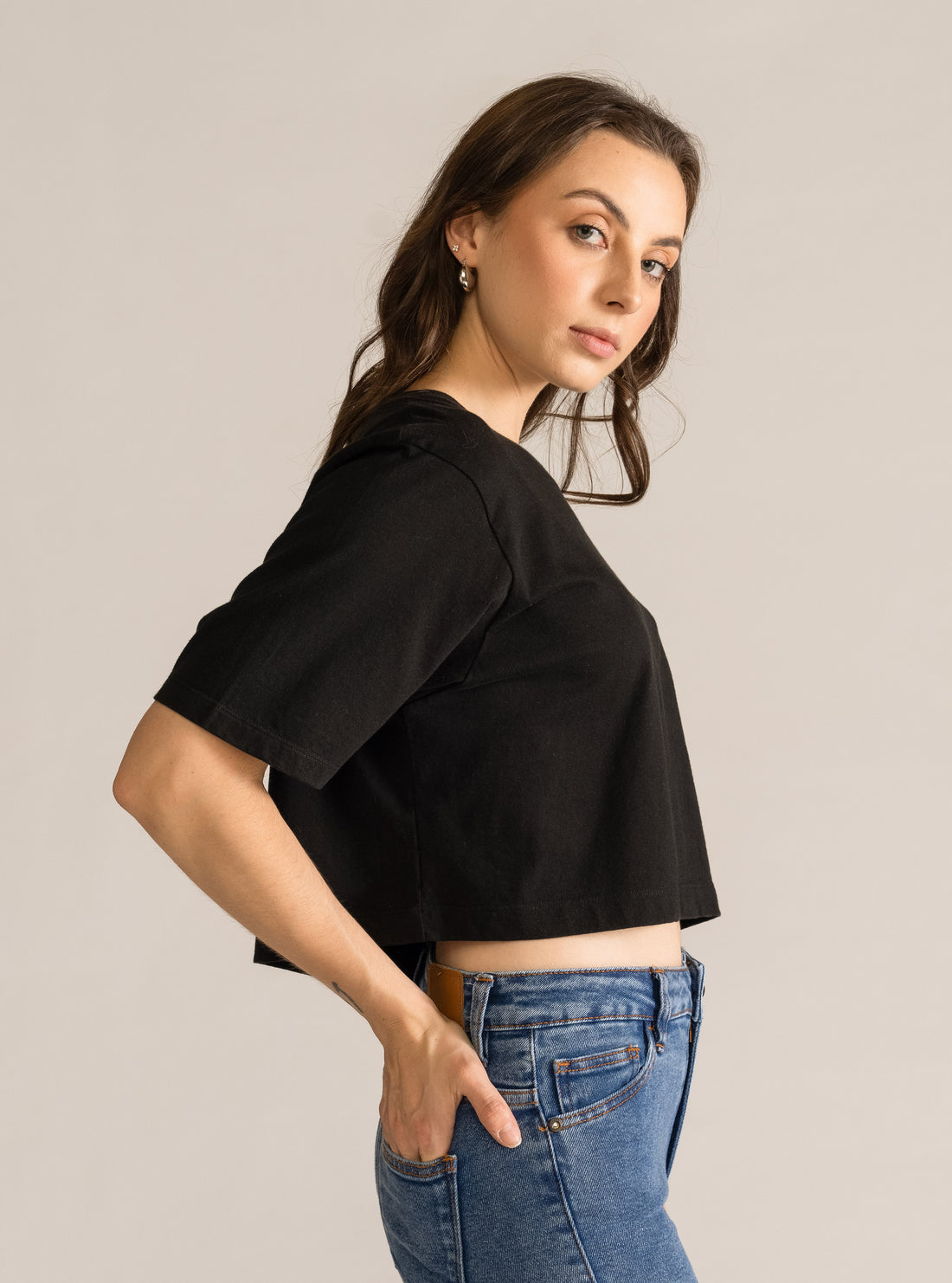 Basic Cropped Tee, Negro