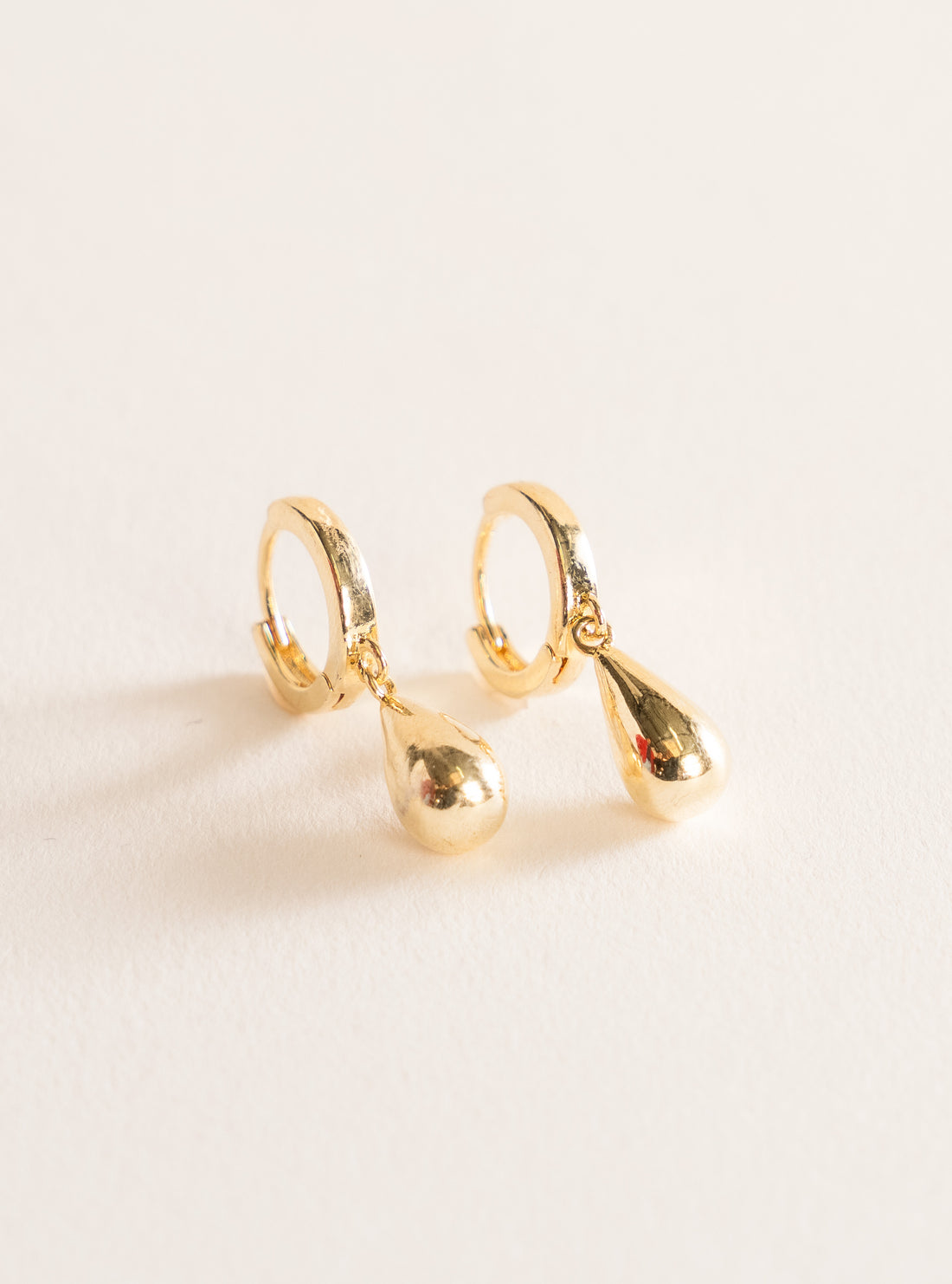 Lauren Earrings, Dorado
