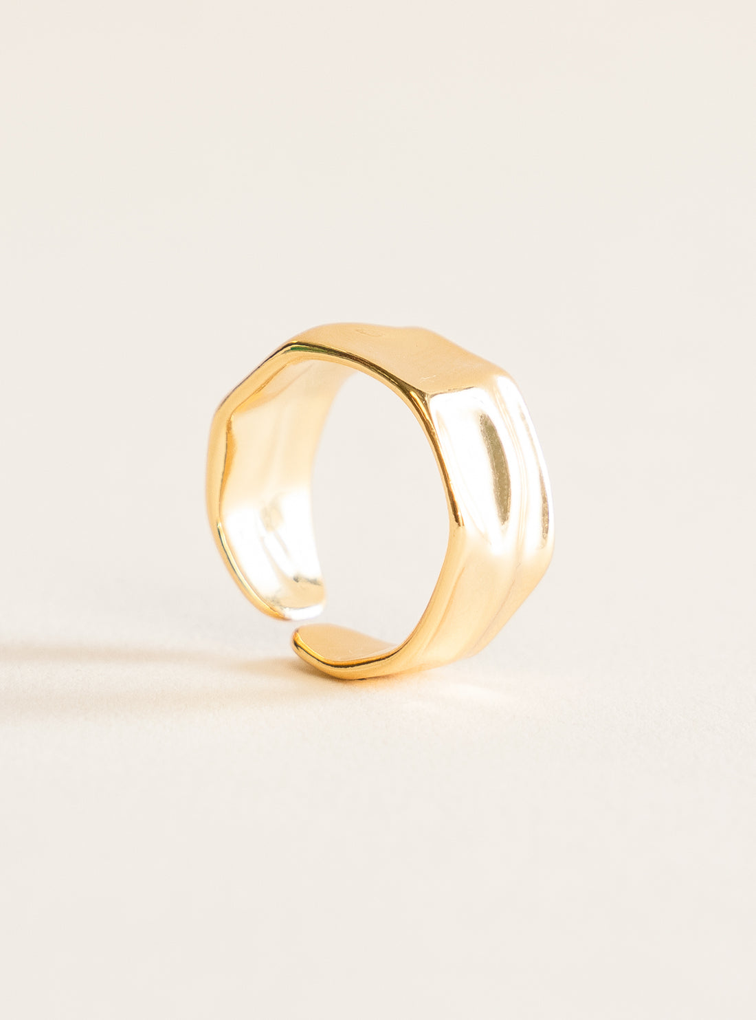 Fingers Up Ring, Dorado