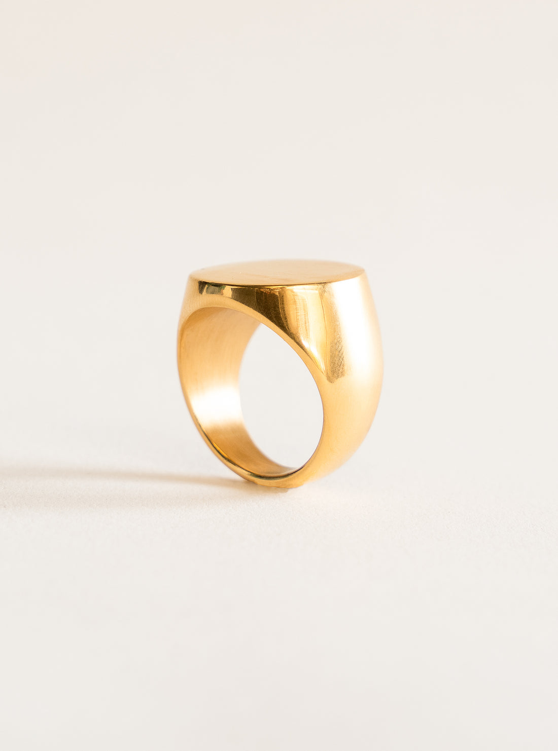 Just Without Ring, Dorado