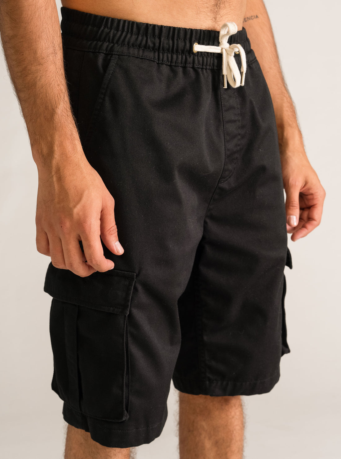 Nairobi Shorts, Negro