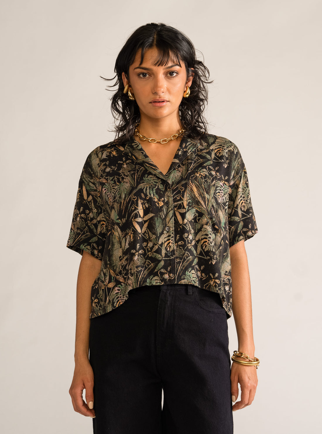 Deliciosa Forest Blouse, Negro