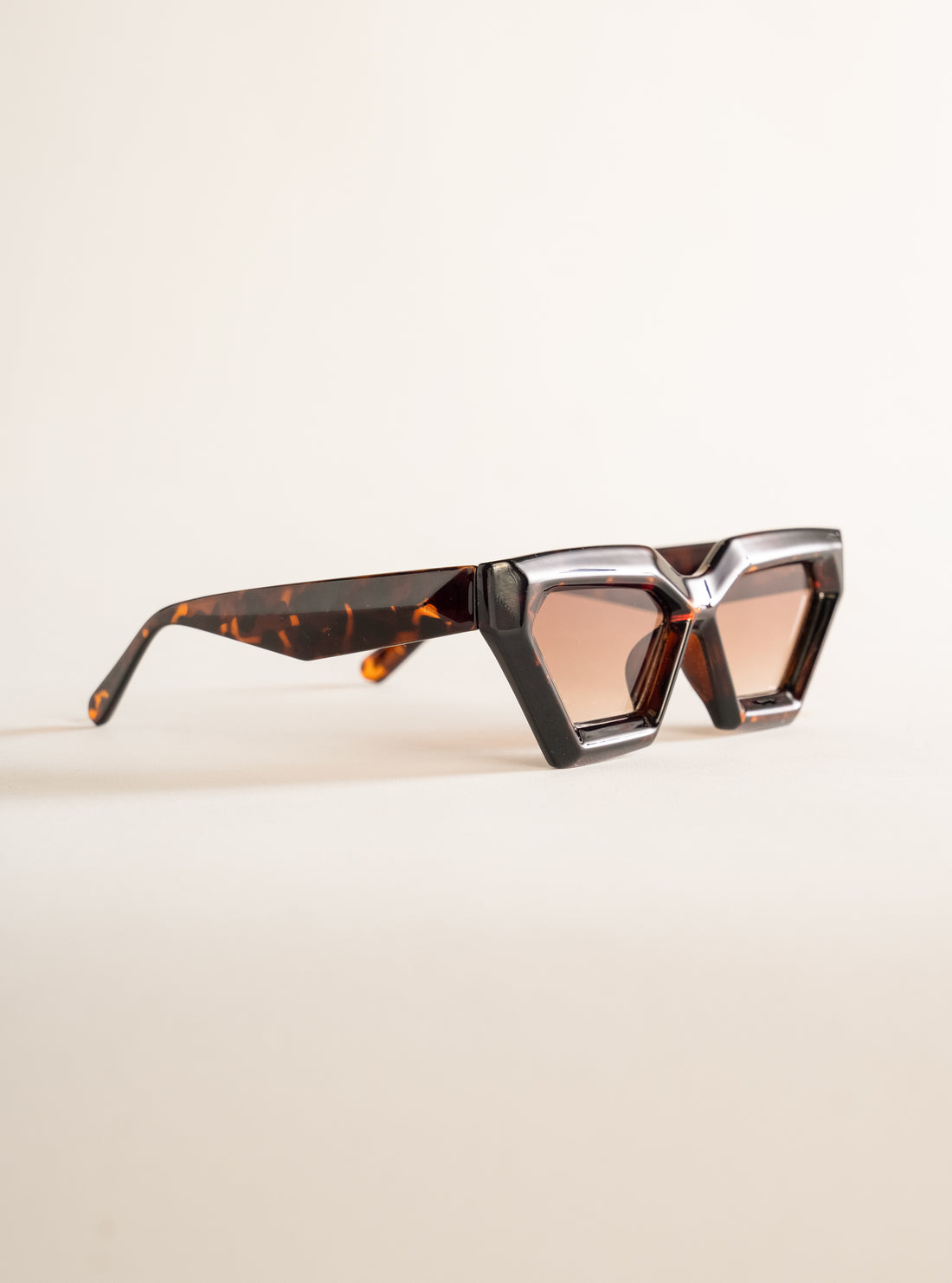 Padam Lentes, Café Claro