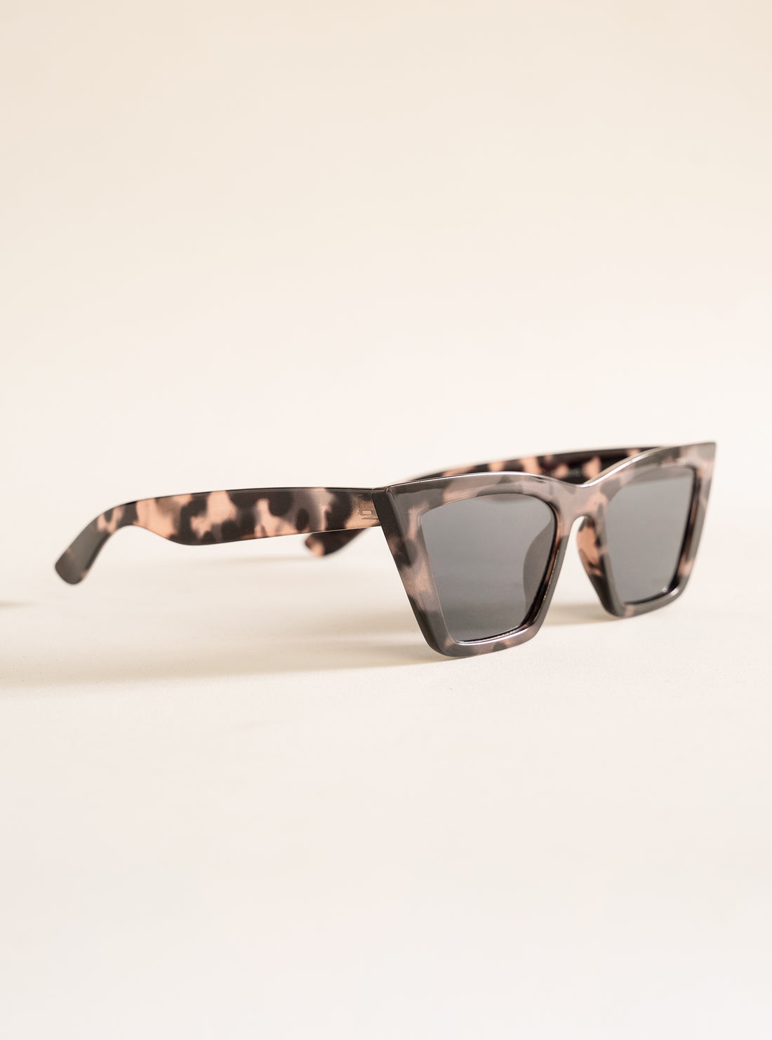 Demystify Lentes, Gris Obscuro