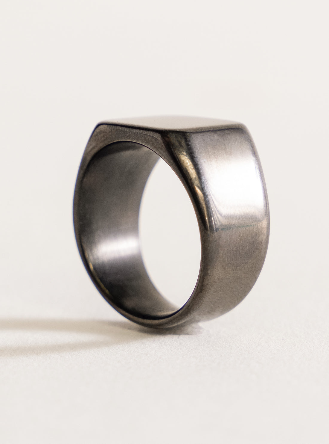 Chunky Platform Ring, Negro