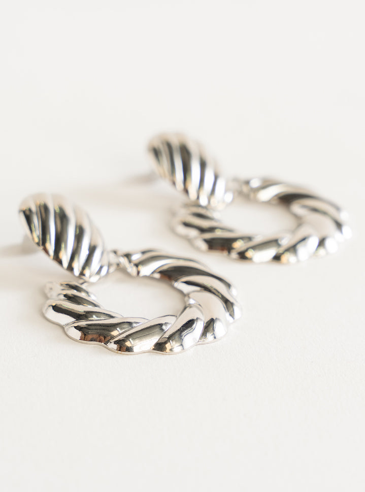 Ready For Everything Earrings, Plateado