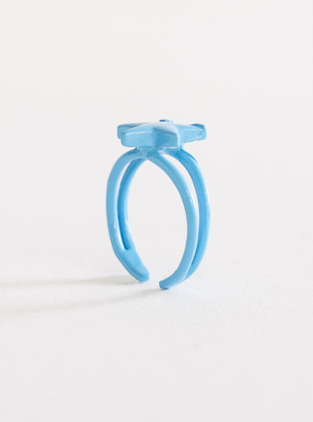 Out Of Shape Ring, Celeste