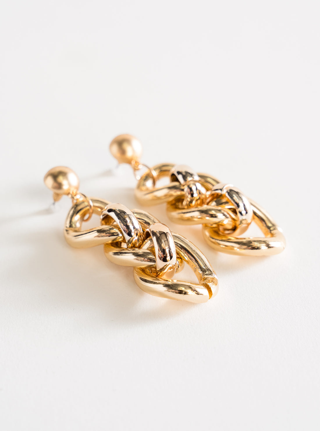 Strong bond Earrings, Dorado