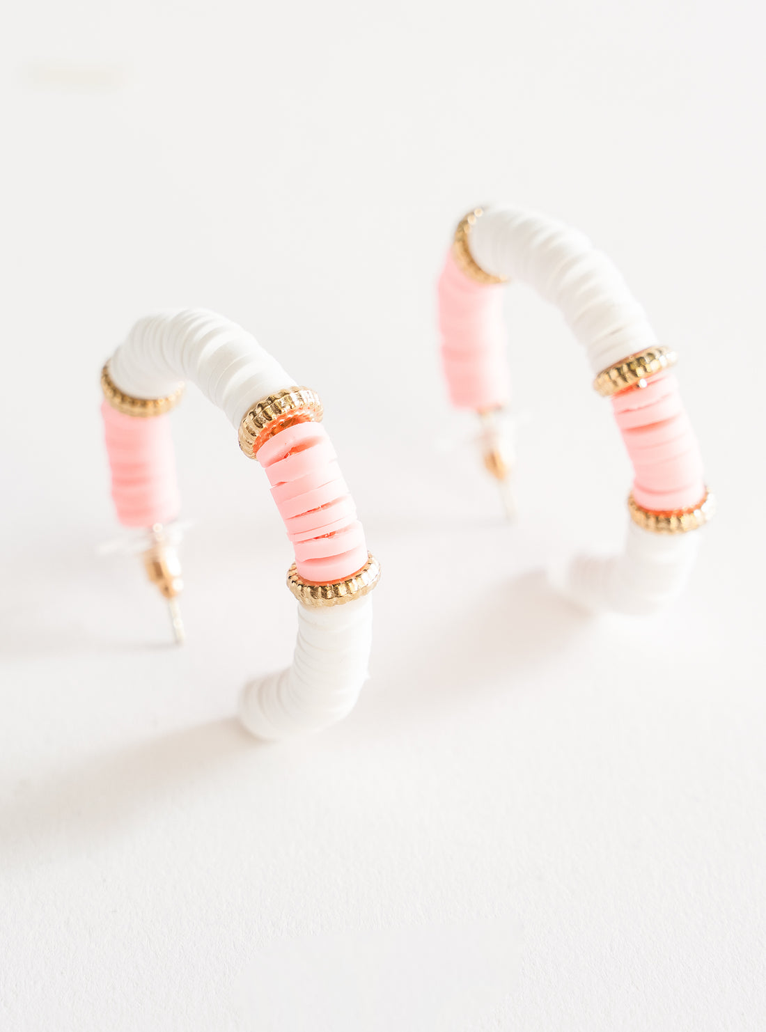 Baby Back Hoops Earrings, Rosado Pastel
