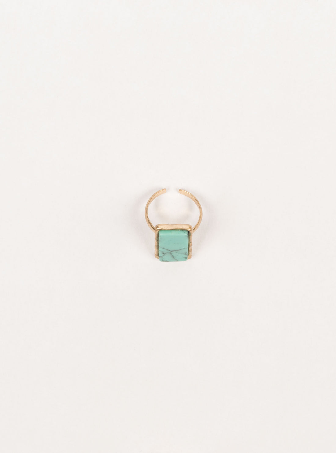 Semi Stone Ring, Celeste
