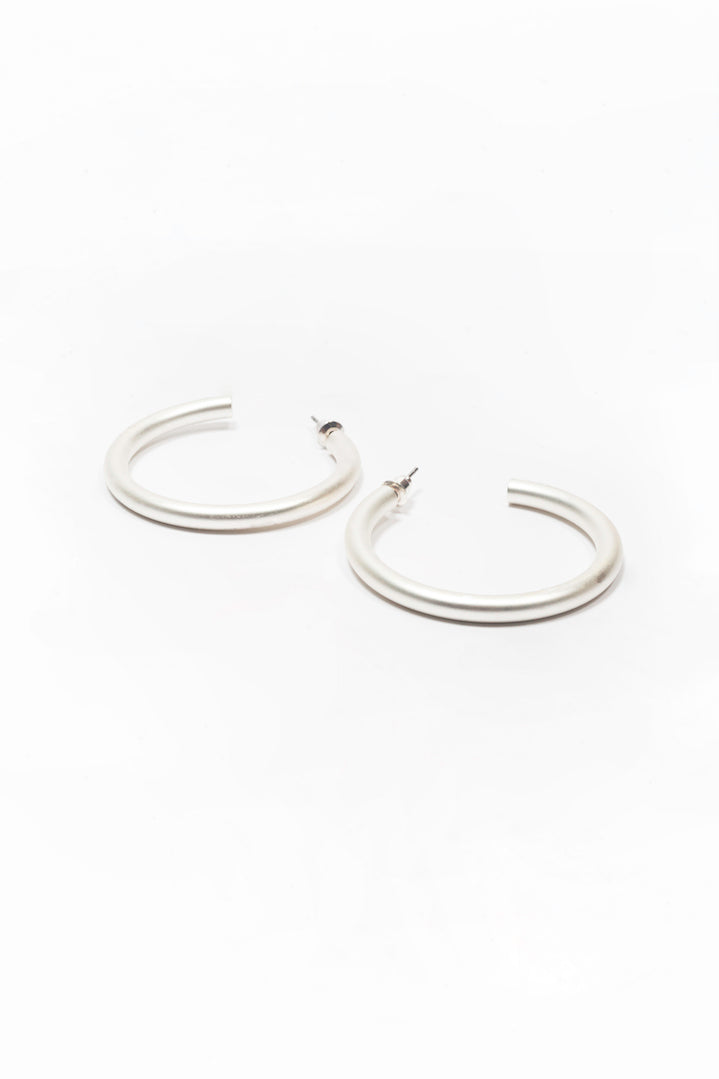 Bold Hoop Earrings, Plateado