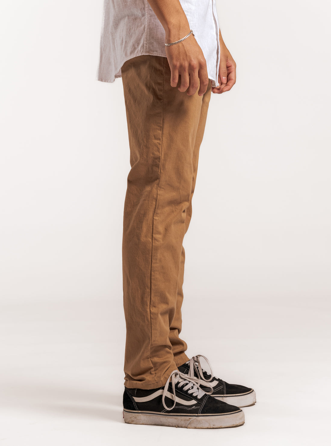Unwind Slim Fit Pantalón, Kaky