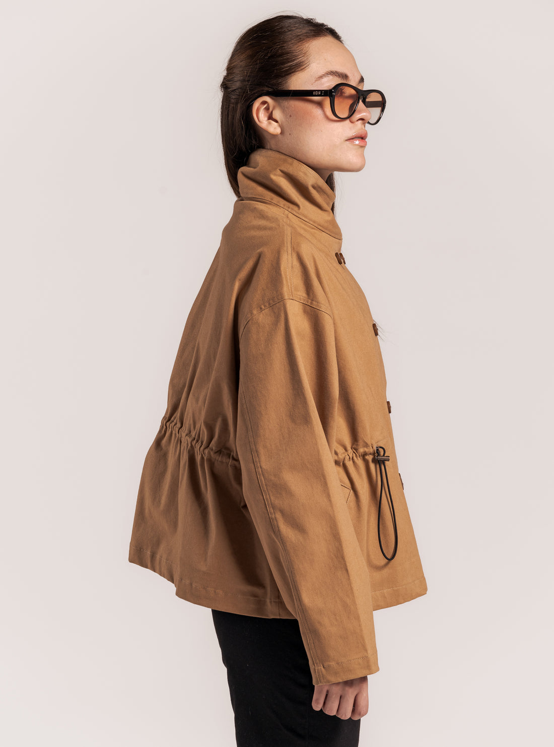 Funnel Neck Chumpa, Kaky