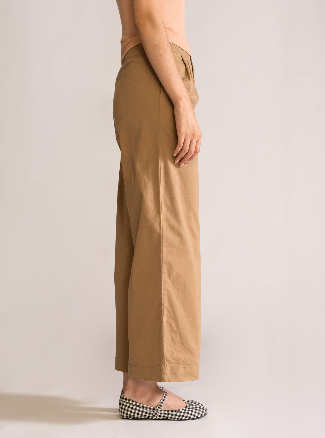 Pantalón Paletones Wide Leg, Kaky