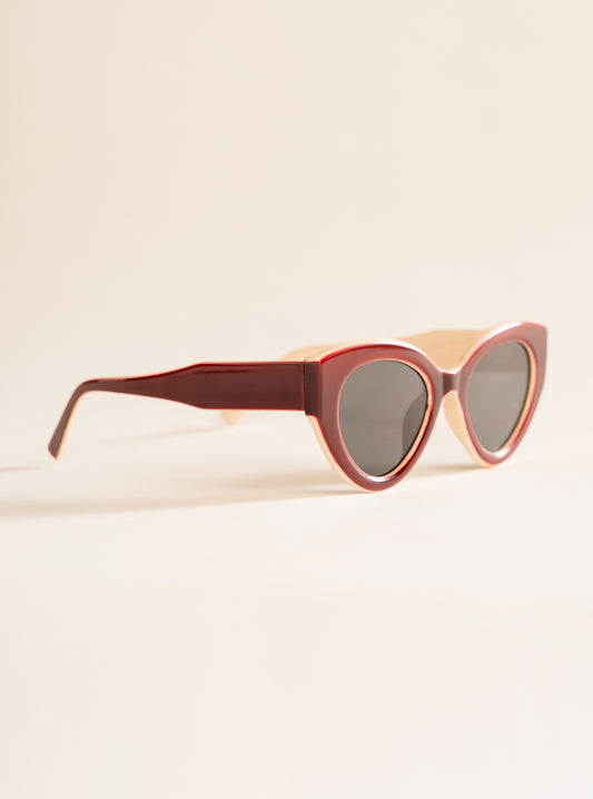 Aud-Trendy Sunglasses, Corinto