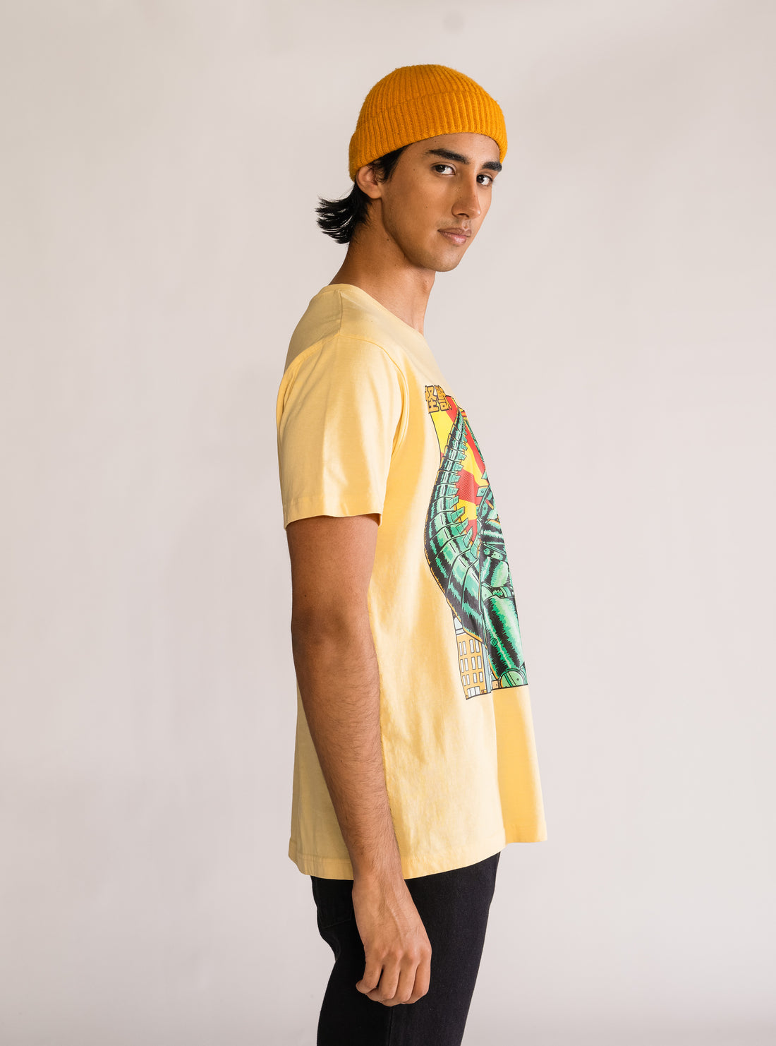 Make It Through Playera, Amarillo Claro