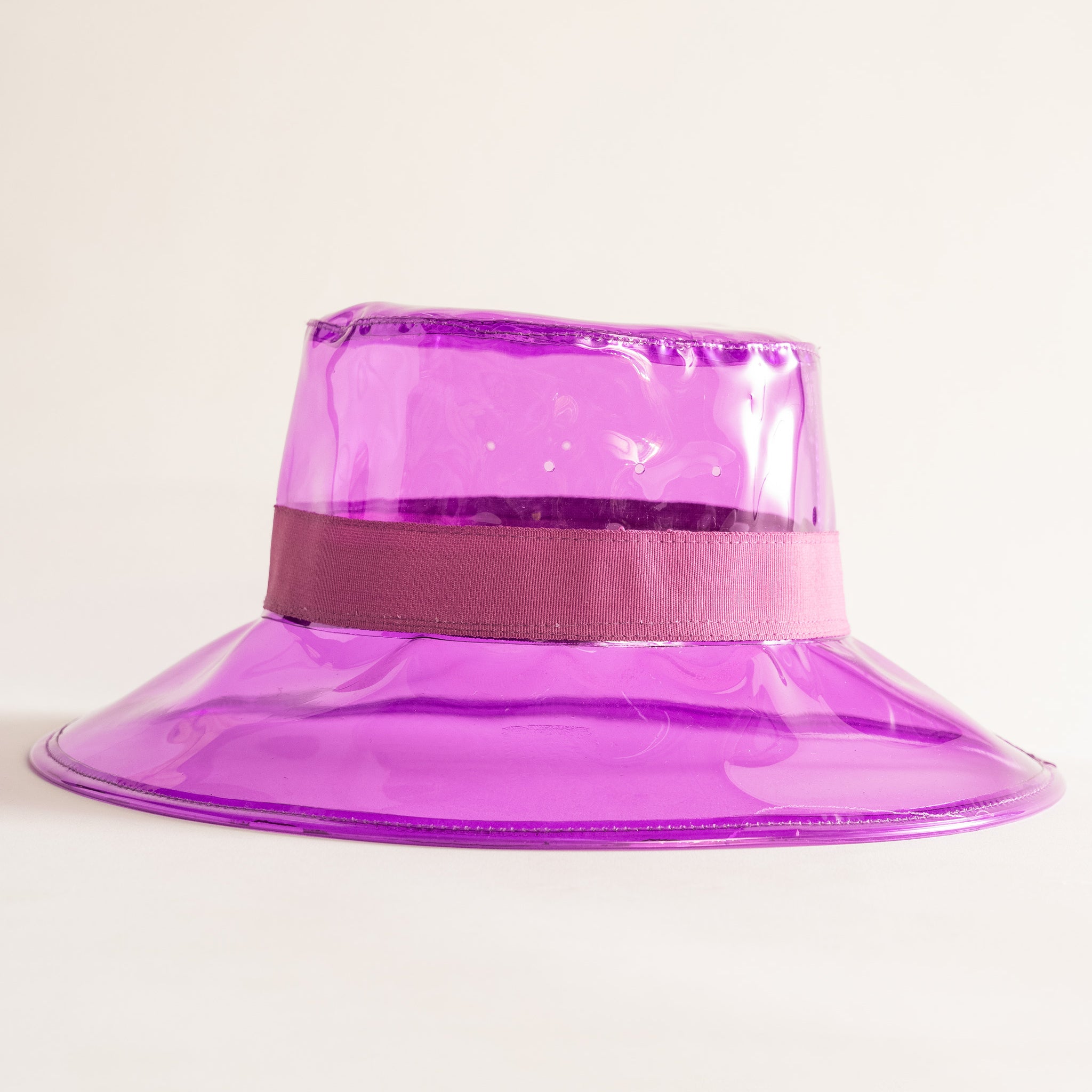 Ooh La La Waterproof Bucket Hat, Morado