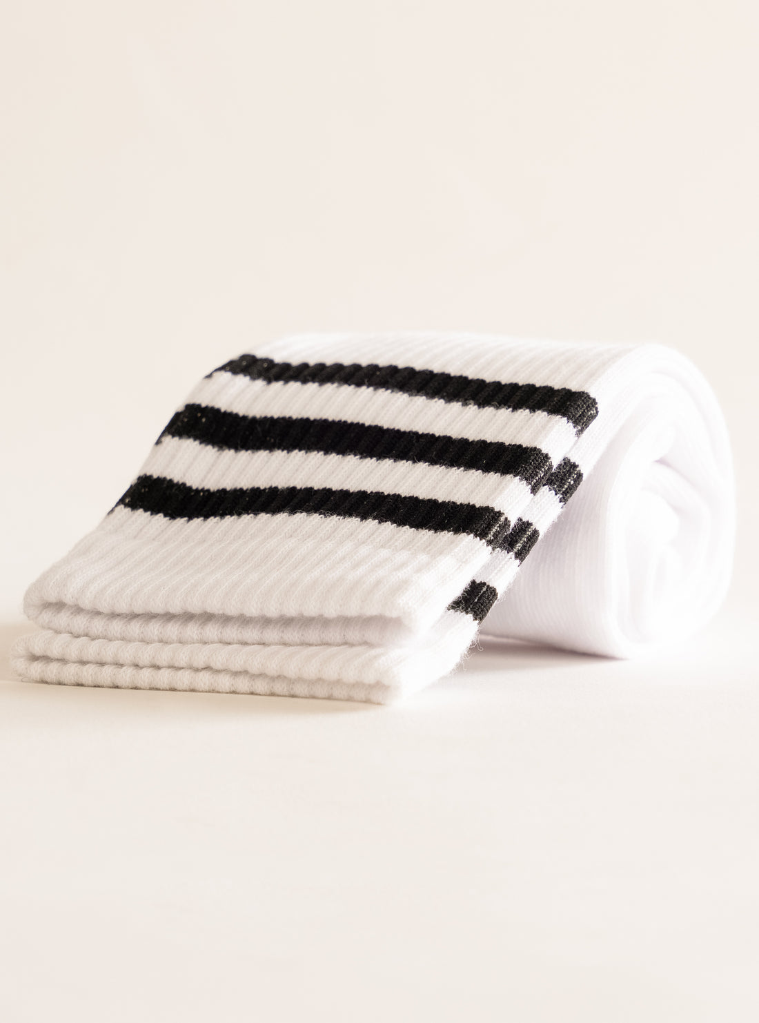 B&W Striped Socks, Blanco