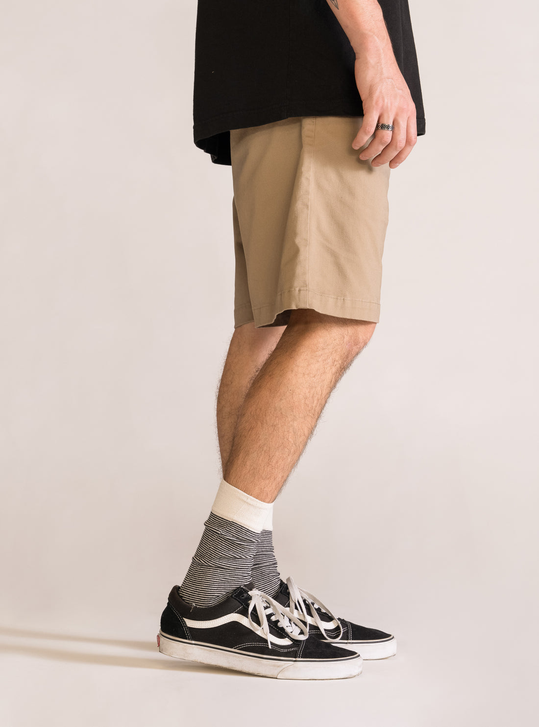 Flare Up Short, Kaky