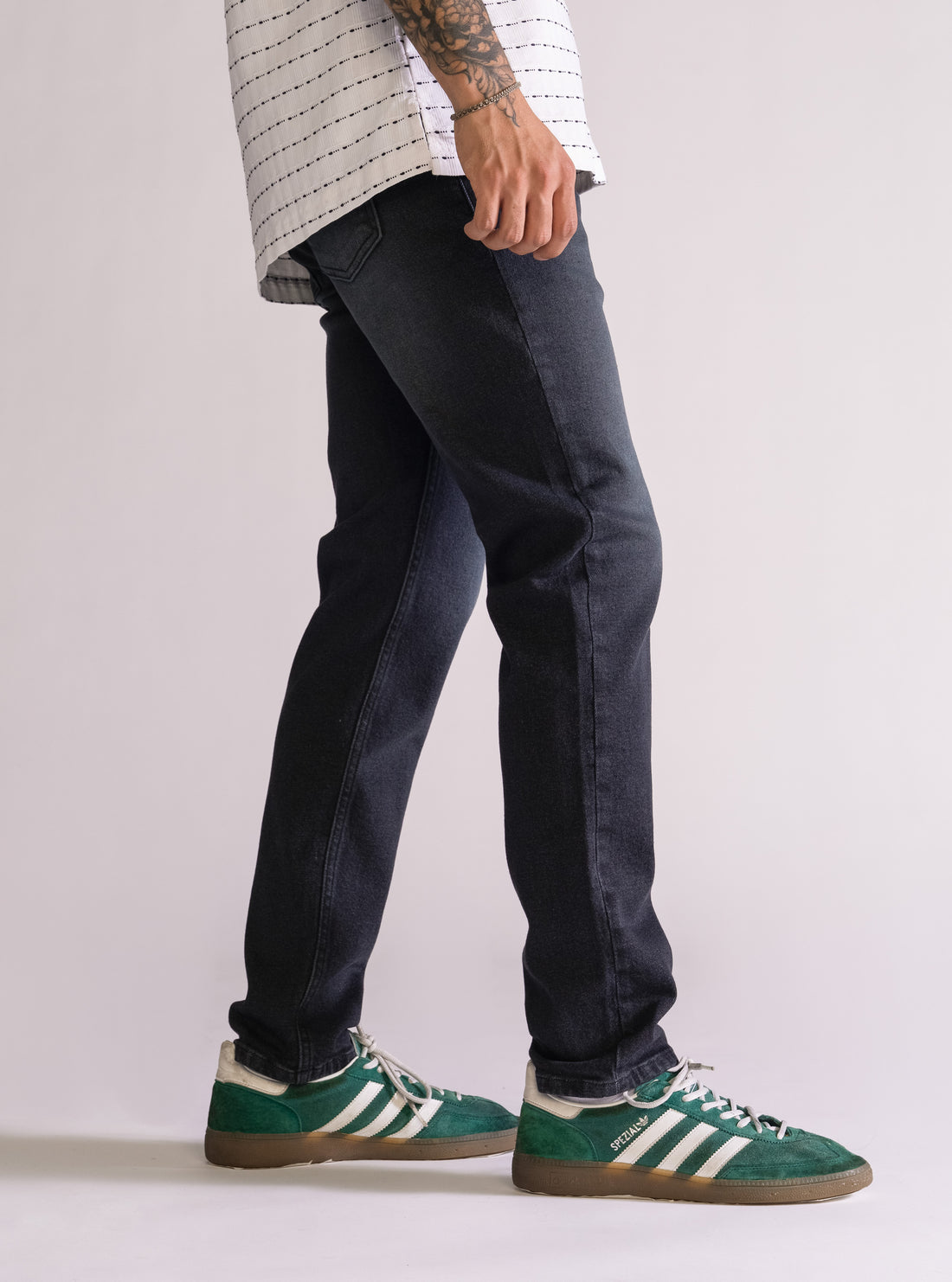 Good Perks Slim Fit Jeans, Negro