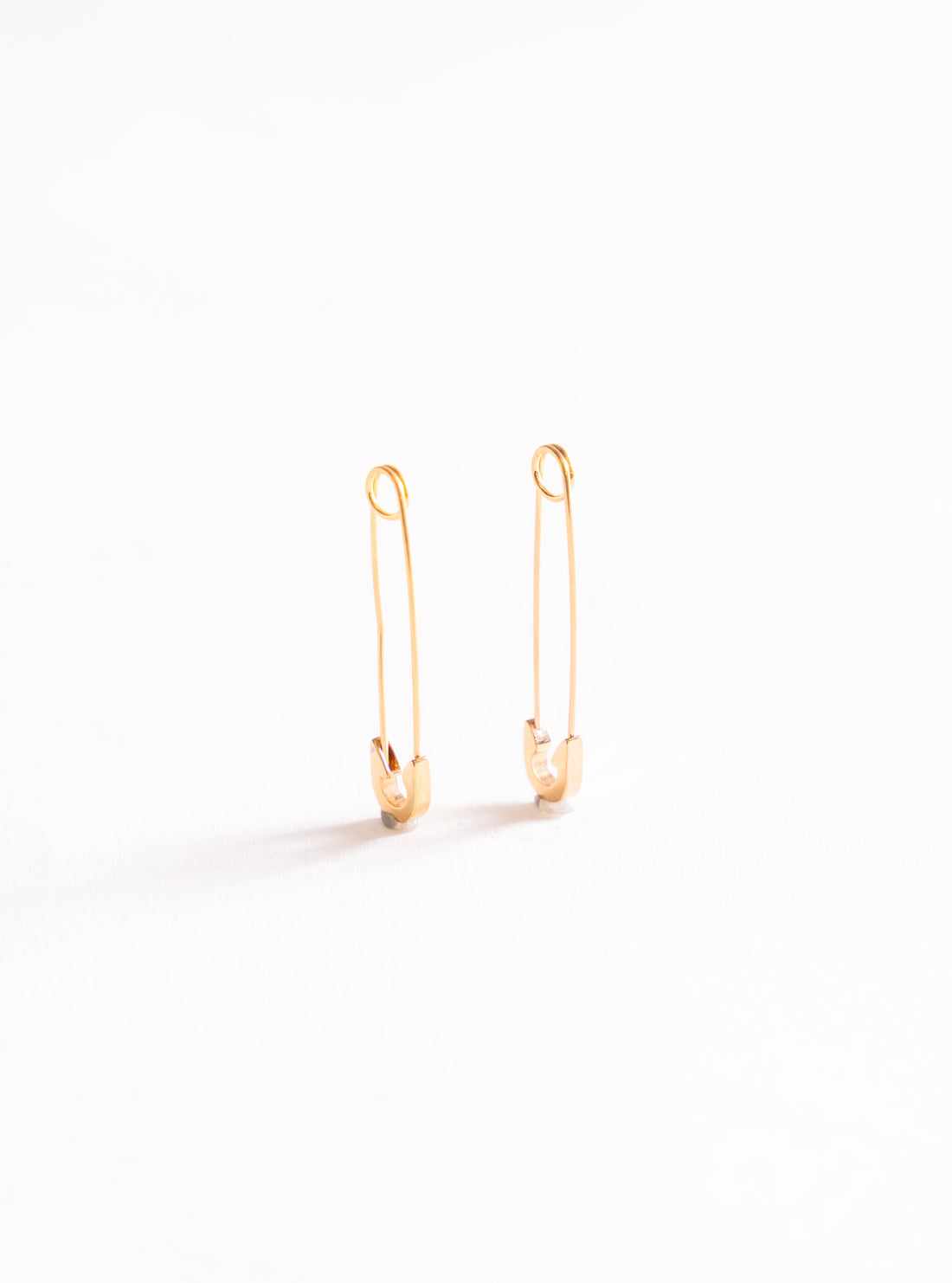 Flashes Aretes, Dorado