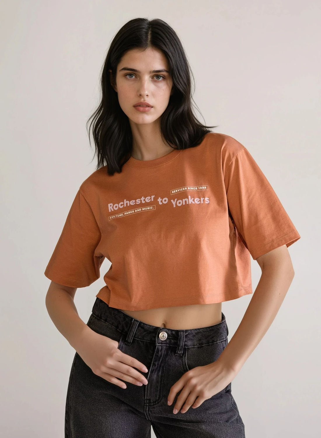 Rochester Cropped Playera, Café Claro