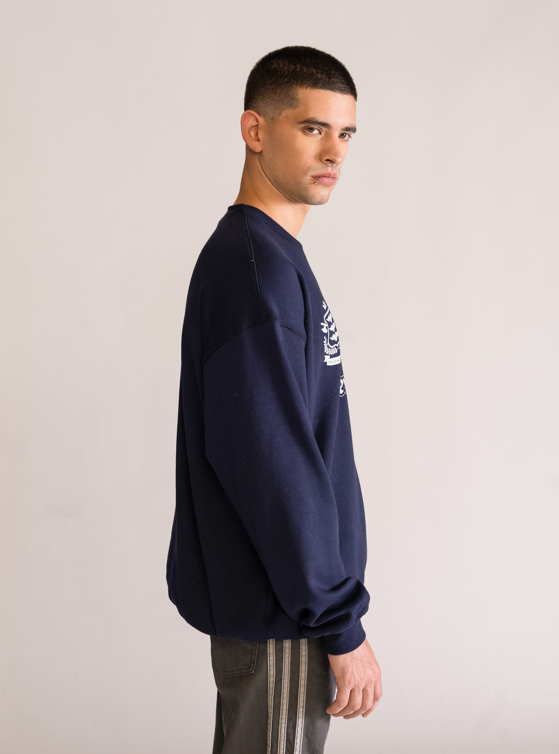 Never Cozy Crew Neck, Azul Marino