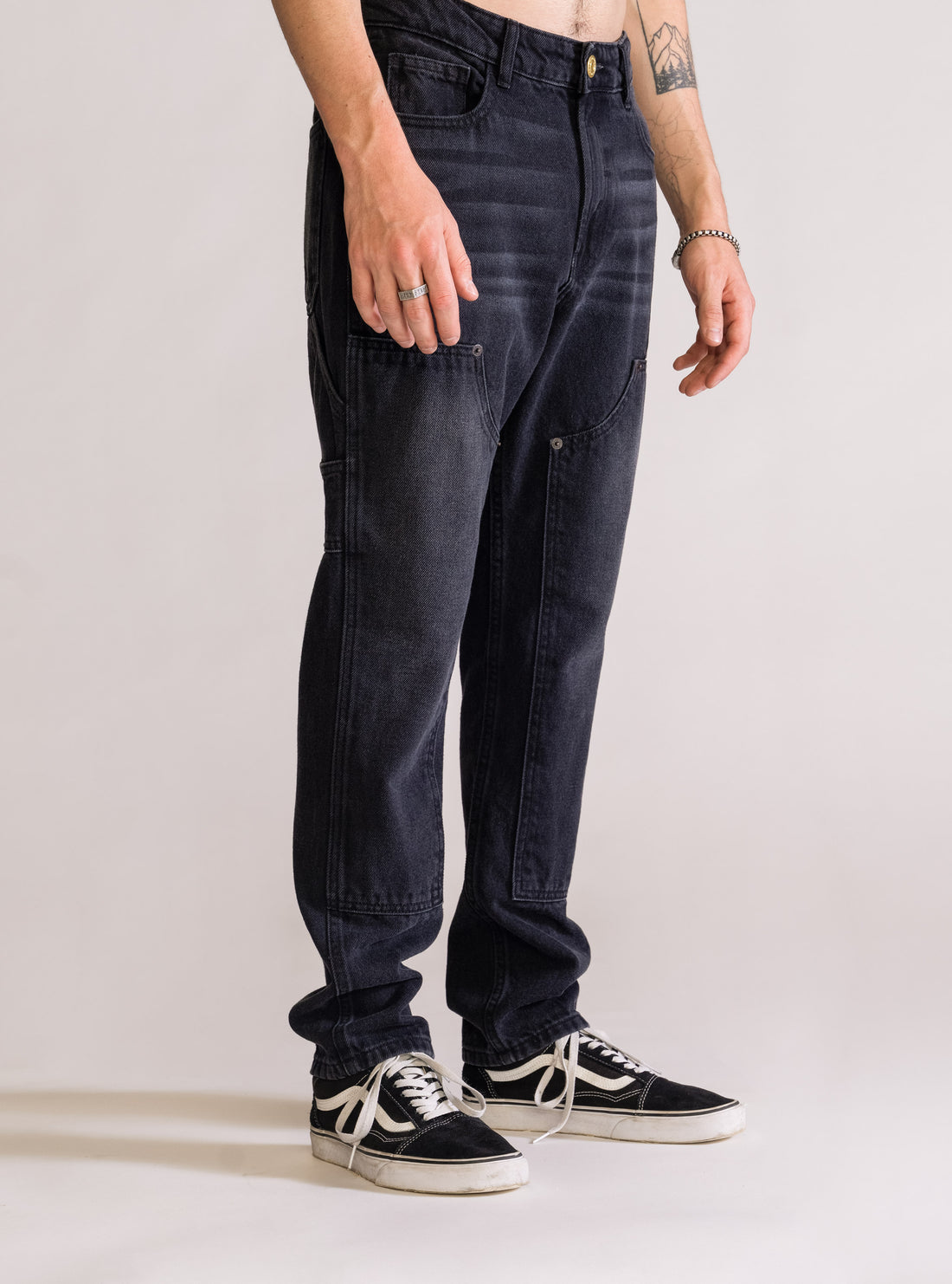 The Return Carpintero Regular Jeans, Negro