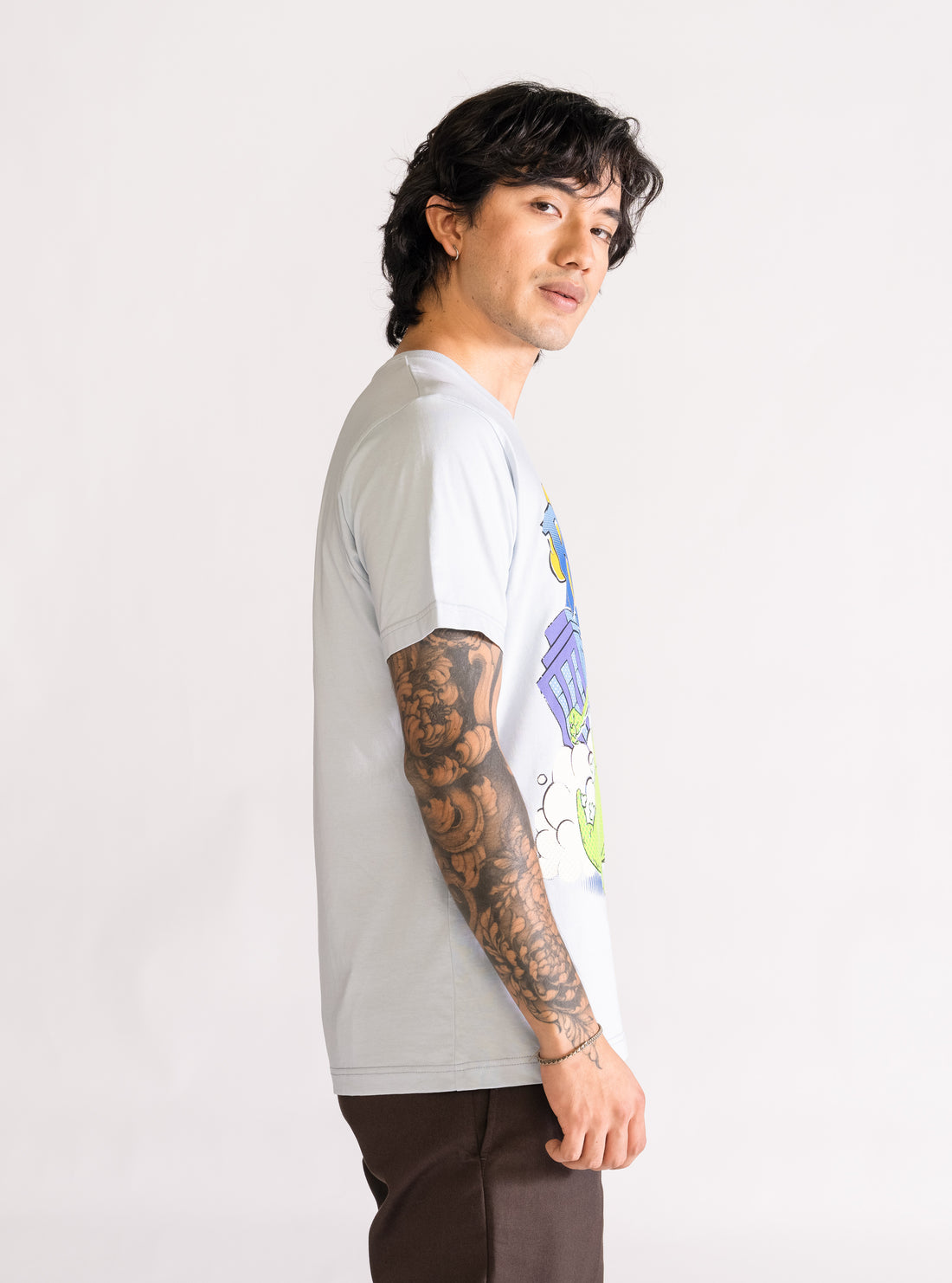 Runaway Reptar Playera, Celeste