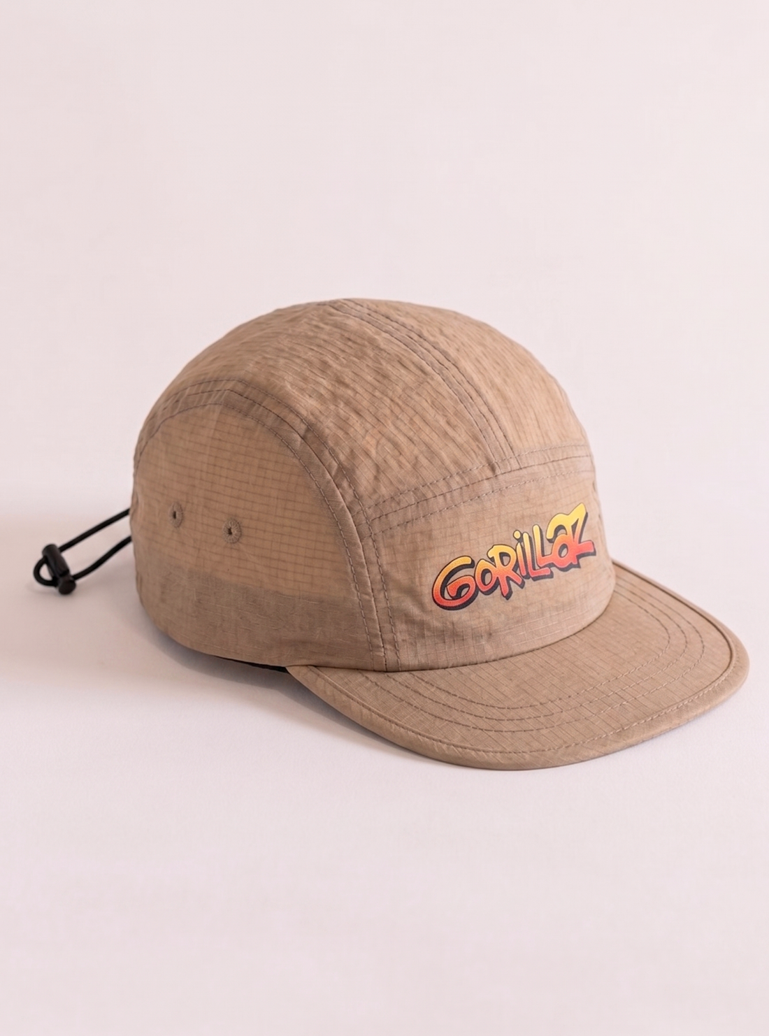 Gorillaz Mountain Logo Gorra, Beige