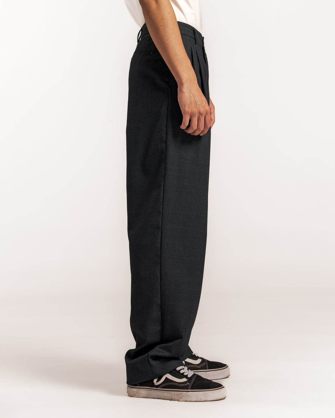 Cool Fit Pantalón Casimir, Gris Obscuro