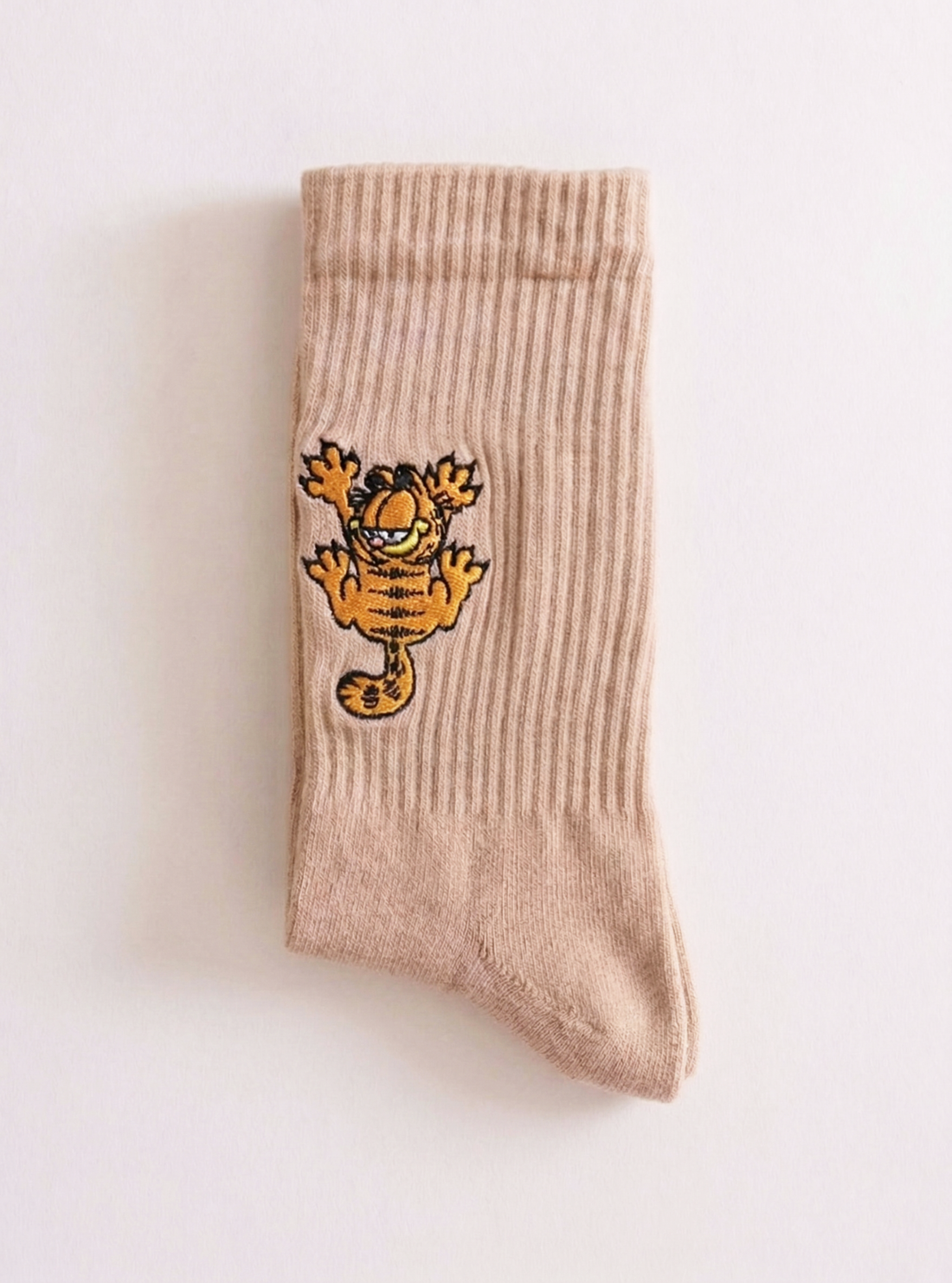 Fat Cat Fits Garfield Embroidery Socks, Cafe Claro