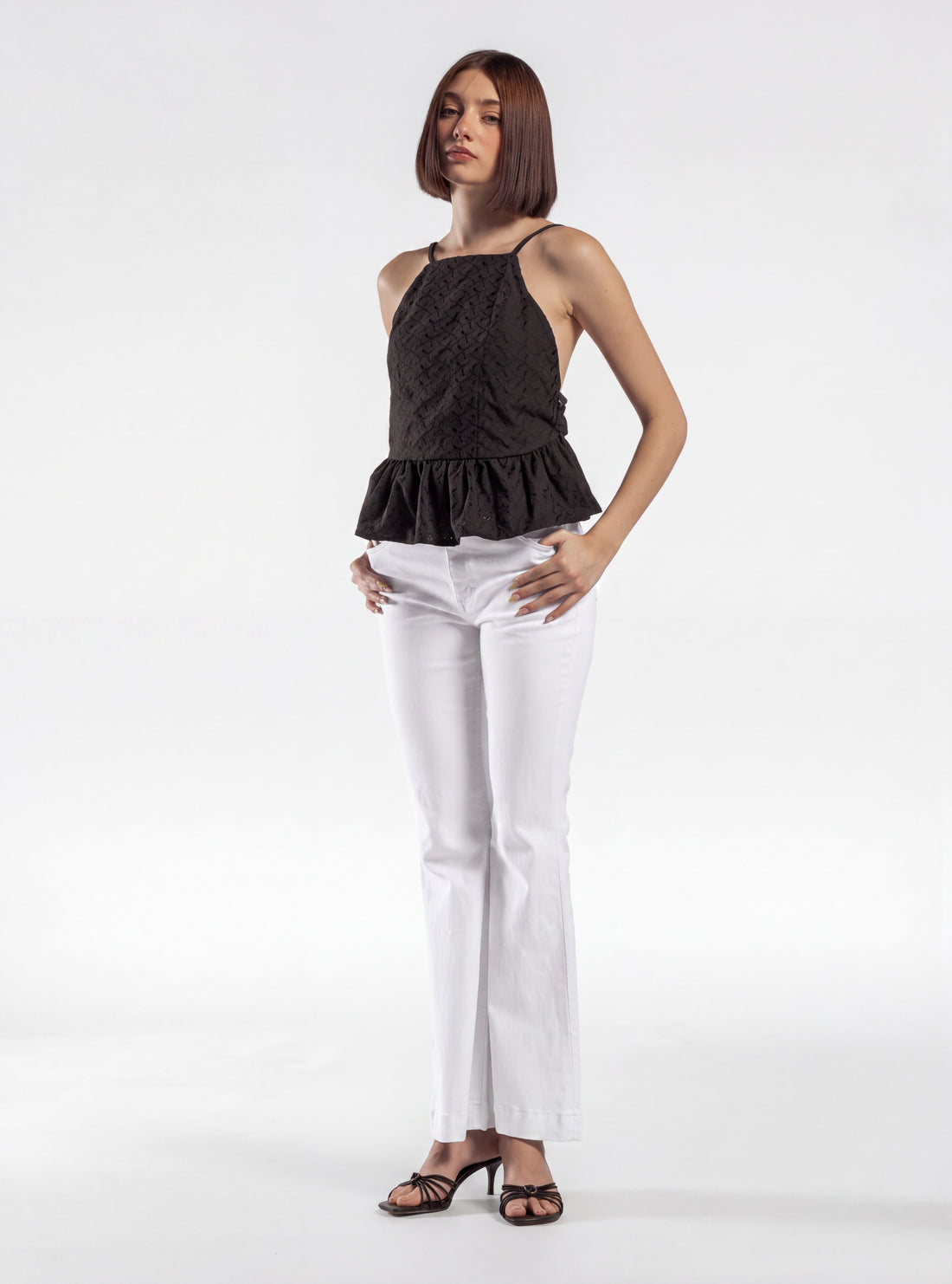 White Mustang Bell Bottom Jeans, Blanco