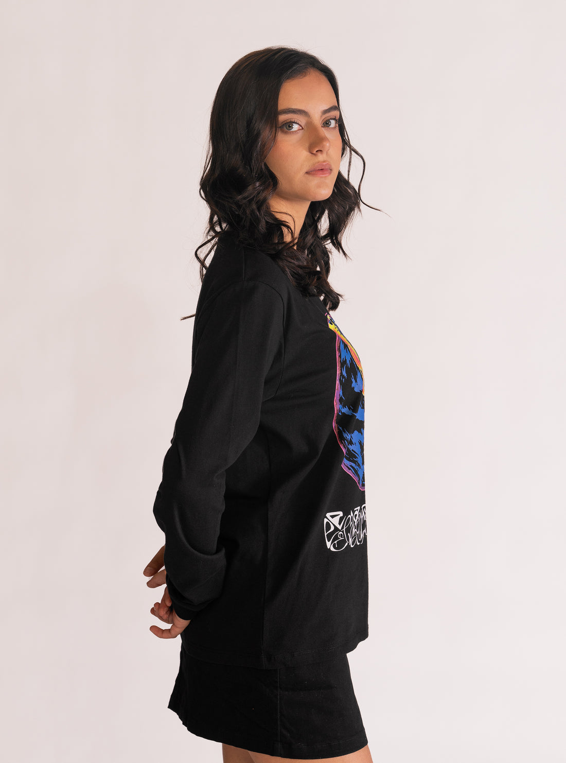 Earth Eater Playera, Negro