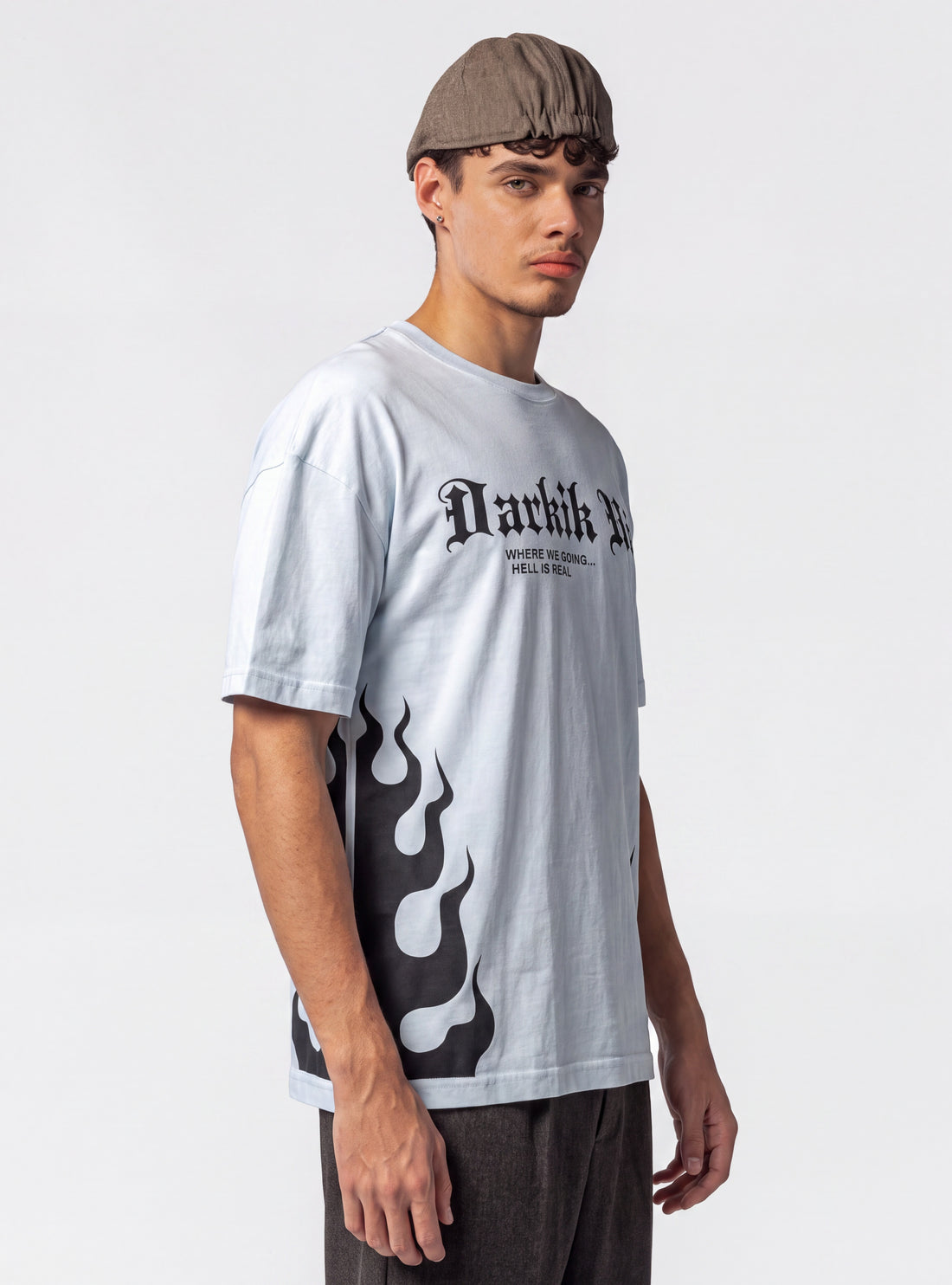 Dark Flames Playera, Celeste