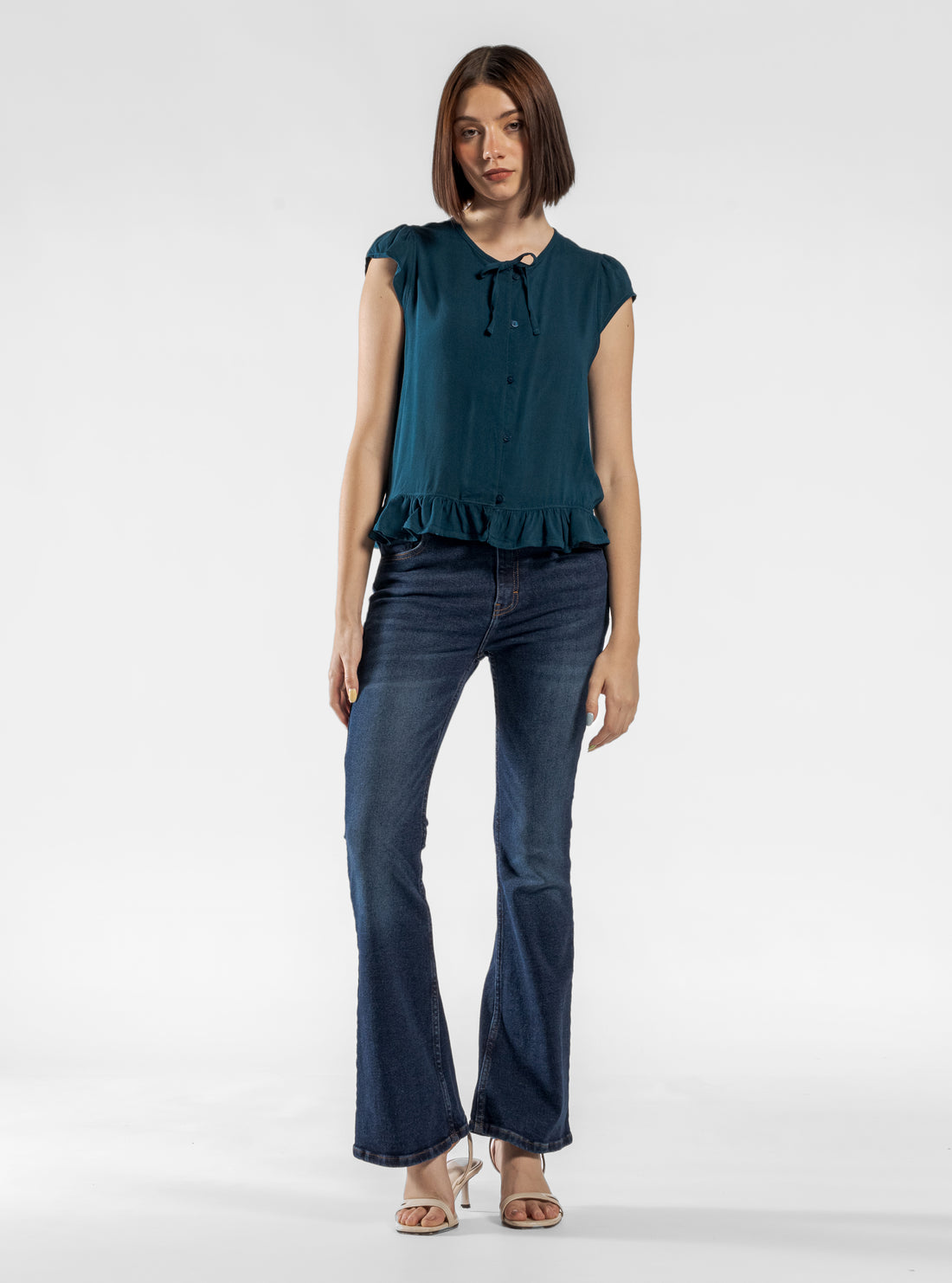 Big Feelings Bell Bottom Jeans, Azul Oscuro