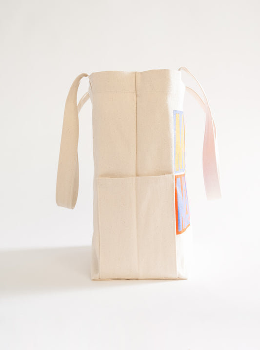 Everything Is Love Bag, Crudo