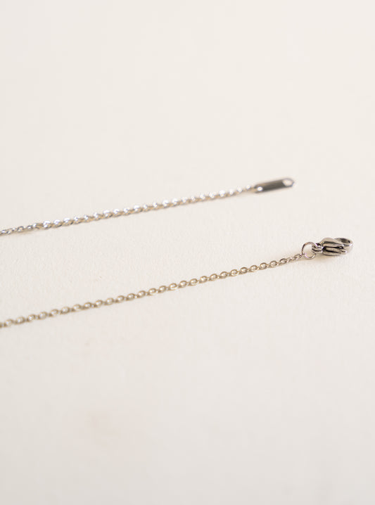Maple Leaf Pendant Necklace, Plateado