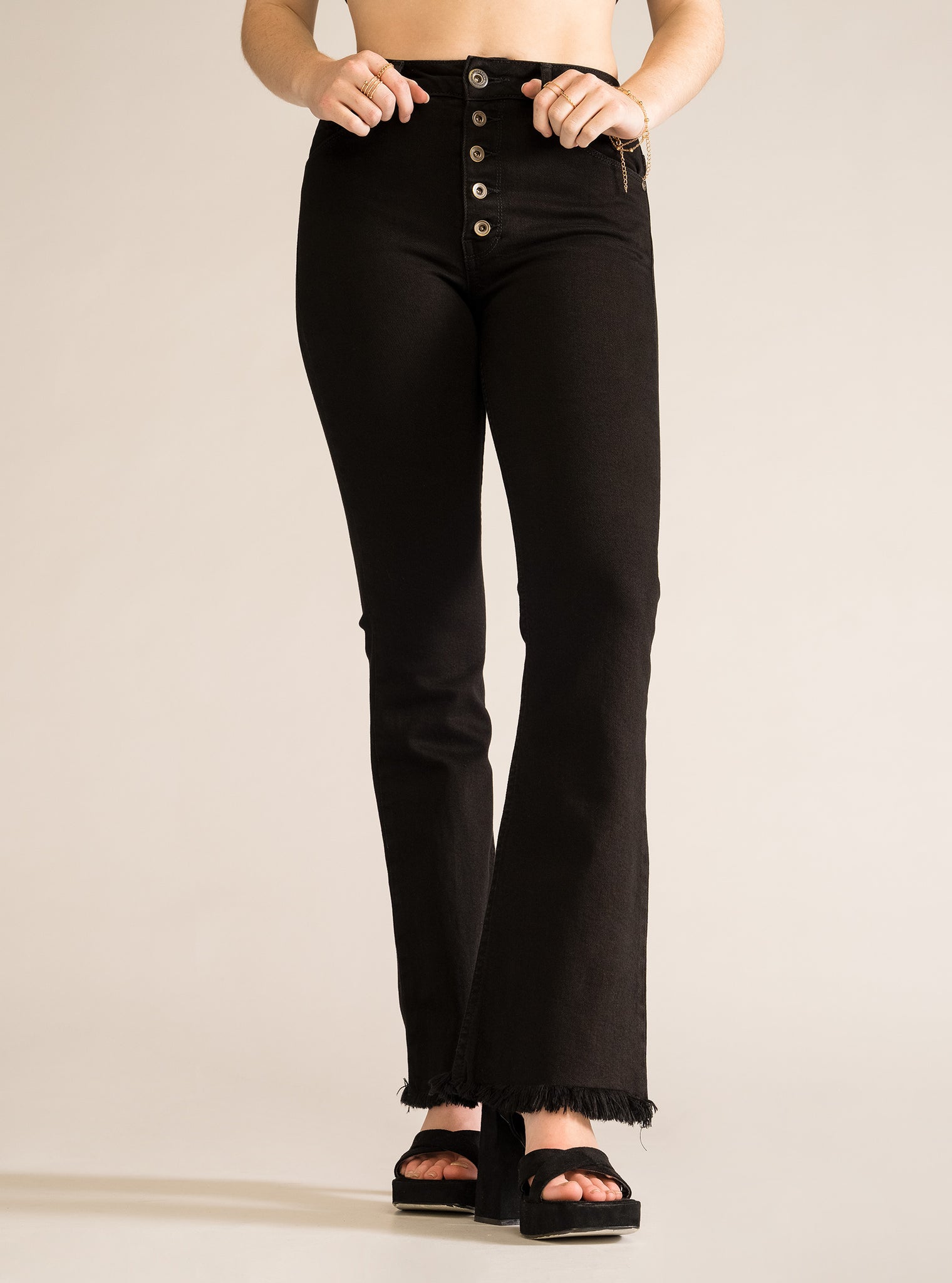 Ring My Bell Bottom Lady Jeans, Negro